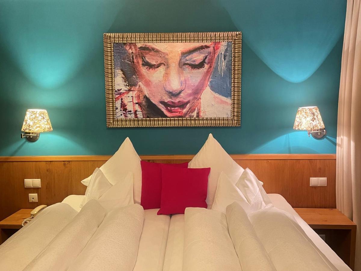 Dr. Otto Murr Hotel